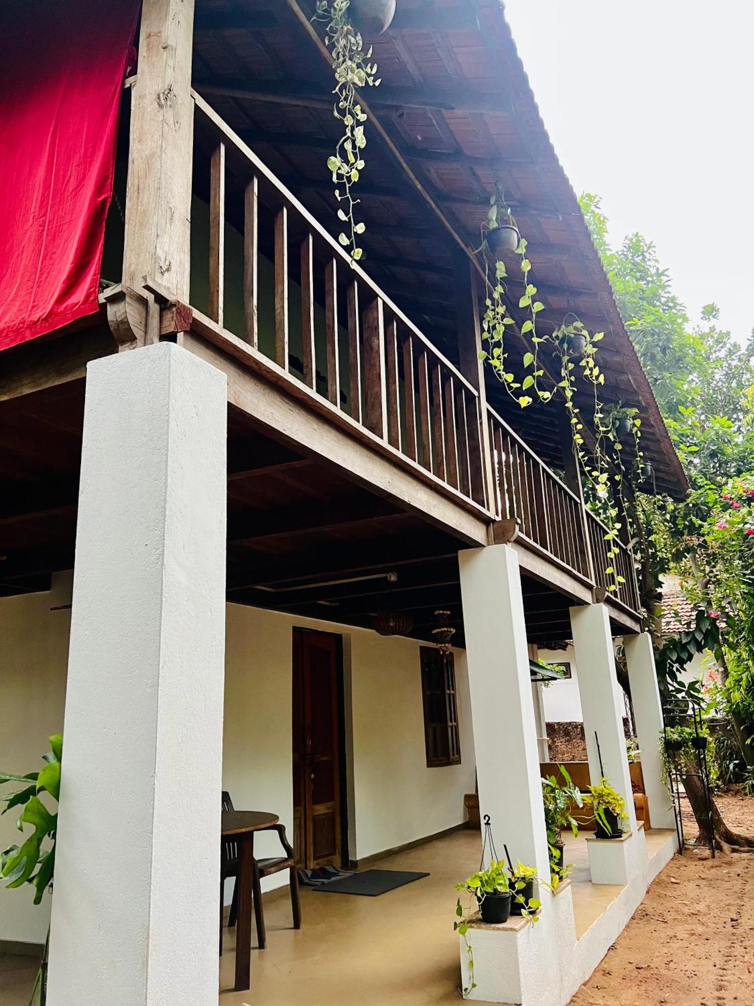 The Sunset Chalet Anjuna Exterior foto